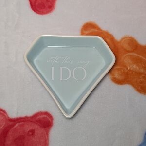 Diamond-Shaped Ring Dish